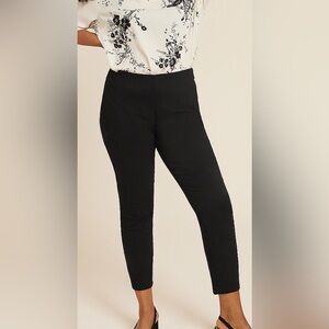 Maurice’s Plus Size Bengaline Mid Rise Side Zip Skinny Pant. Worn